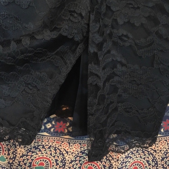 ❌ SOLD! ❌ [ ‘90s Vintage ] Lace Black Beauty Dress - Picture 6 of 7